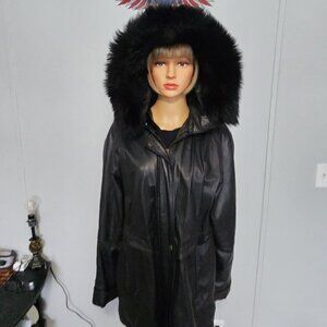 #606 Leather/fox fur hood trim
